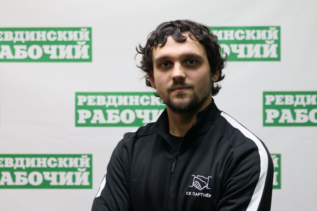 1.	Максим Елистратов вернулся в Ревду из профессионального футбола и снова играет за «Партнер». Фото Владимира Коцюбы-Белых