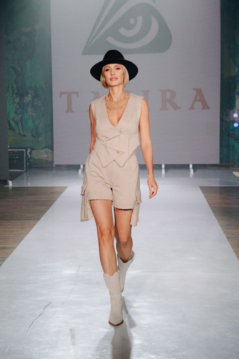 На показе коллекции одежды в Казани. Фото предоставлено Натальей Лобовой 