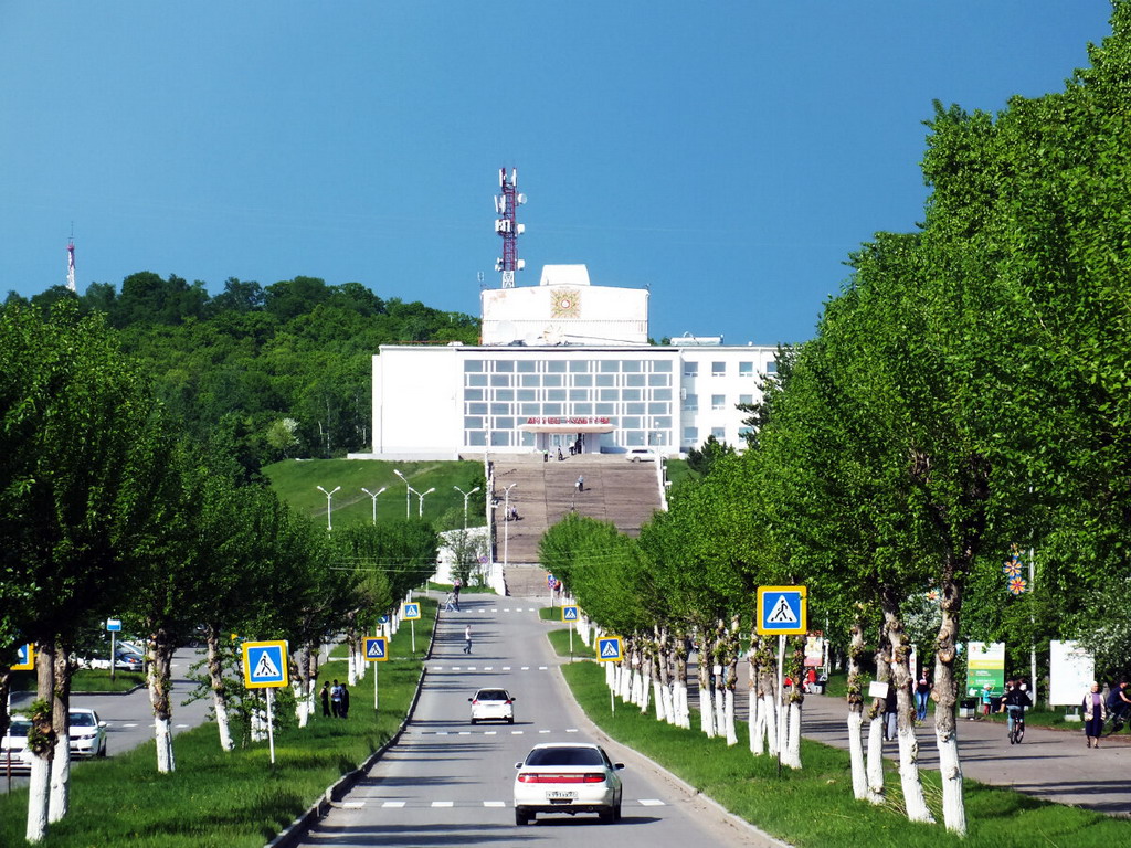 Комсомольский проспект, который ведет к Дворцу культуры. Фото предоставлено Вероникой Шабуниной