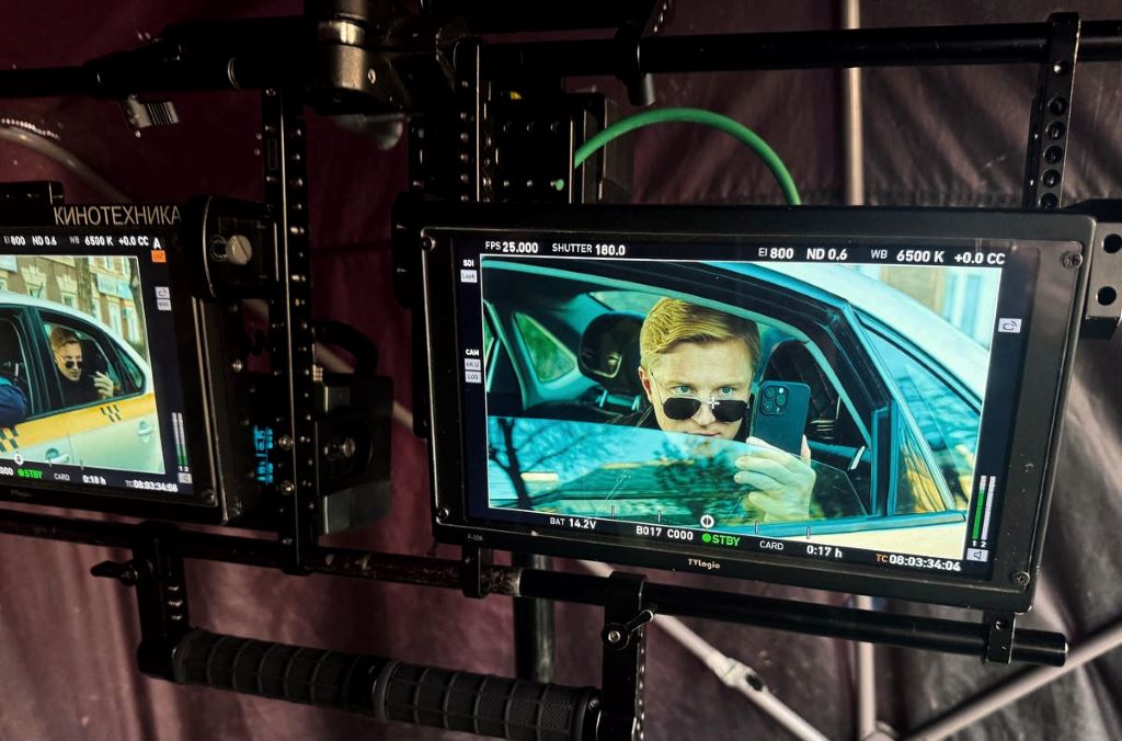 Вот так выглядит плэйбэк, на котором режиссер видит, как в итоге будет выглядеть кадр. Фото PR 1-2-3 Production