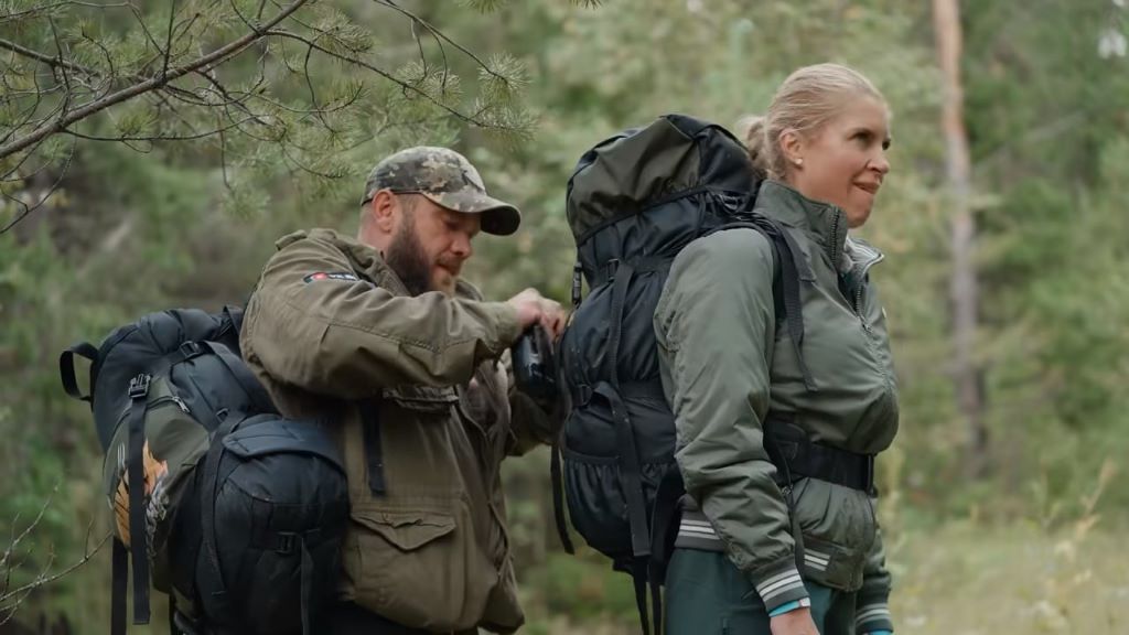 На «Дикой кухне» Геннадий сопровождал шеф-повара и владелицу ресторана Biologie Екатерину Алехину. Теперь они дружат, а Геннадий неоднократно практиковался кухне ресторана с мишленовскими звездами. Скриншот выживалити-шоу «Дикая кухня»  