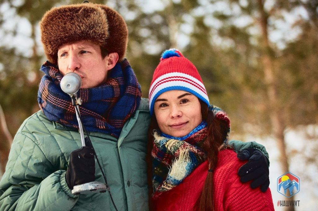 Николай Клочихин сам выступает ведущим соревнований. И тоже в образе. Фото из соцсетей «НаШунут»