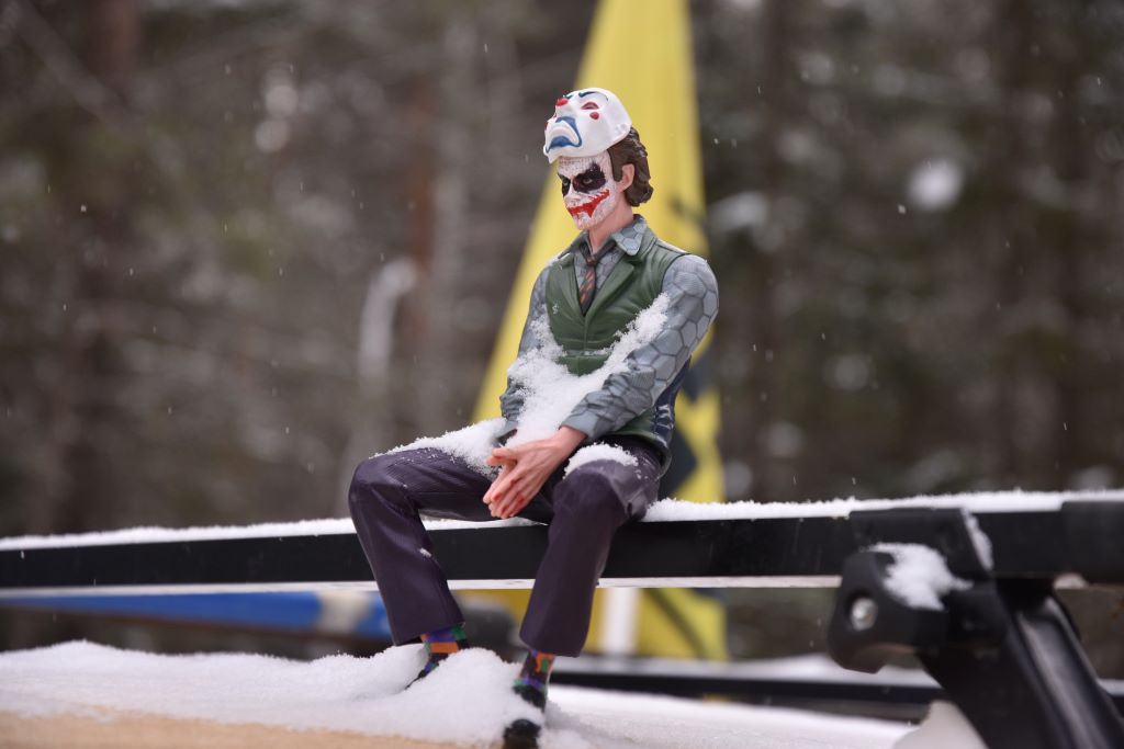 Джокер на крыше "Нивы", на которой мы ехали. Фото Андрея Агафонова