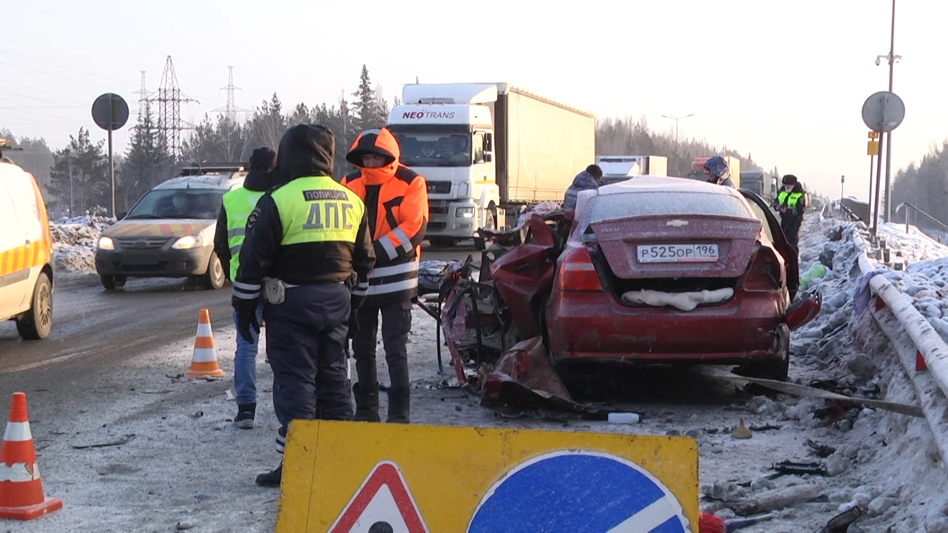 28 января 24 год. Авария на трассе Екатеринбург Ревда. Авария Екатеринбург Пермь. ДТП на трассе Пермь Екатеринбург. Авария на трассе Пермь Екатеринбург сегодня.