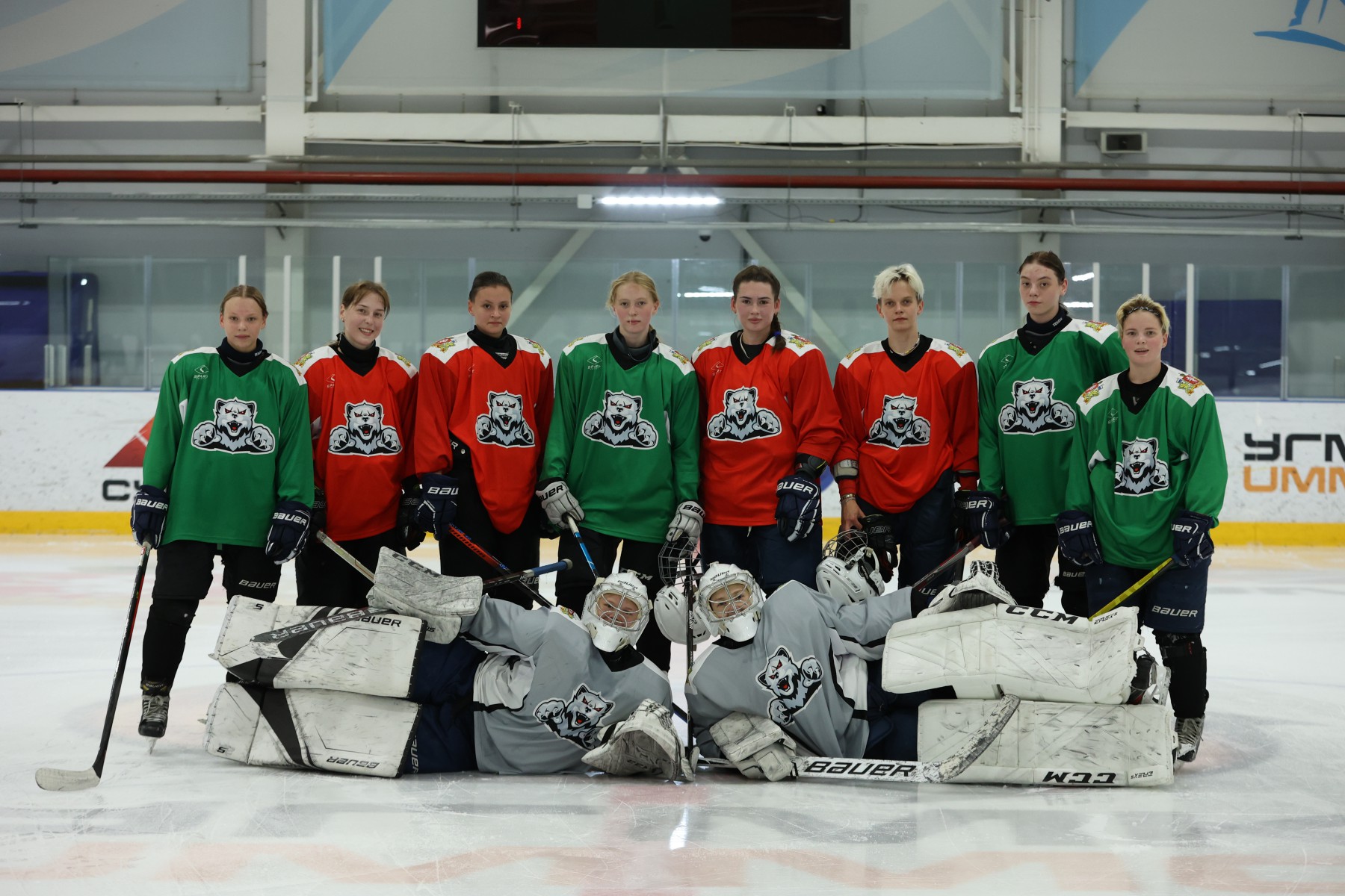 Сборная команда Свердловской области по хоккею. Фото Владимира Коцюбы-Белых