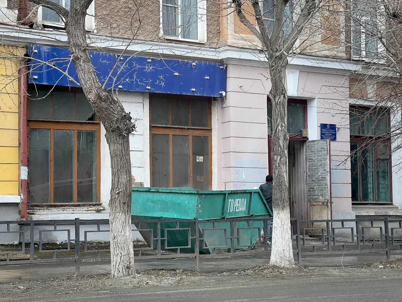 Что будет на месте бывшей «Леды» пока неизвестно, но точно не магазин «Красное и Белое» или «Пятерочка». Фото Владимира Сухих