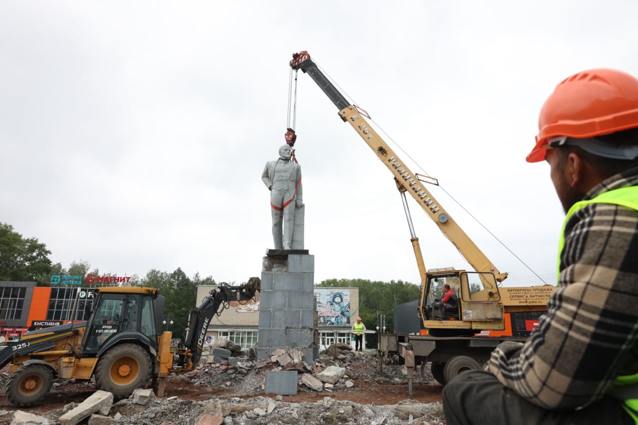 Одну стропу пришлось накинуть через голову — для страховки от опрокидывания.Фото Владимира Коцюбы-Белых