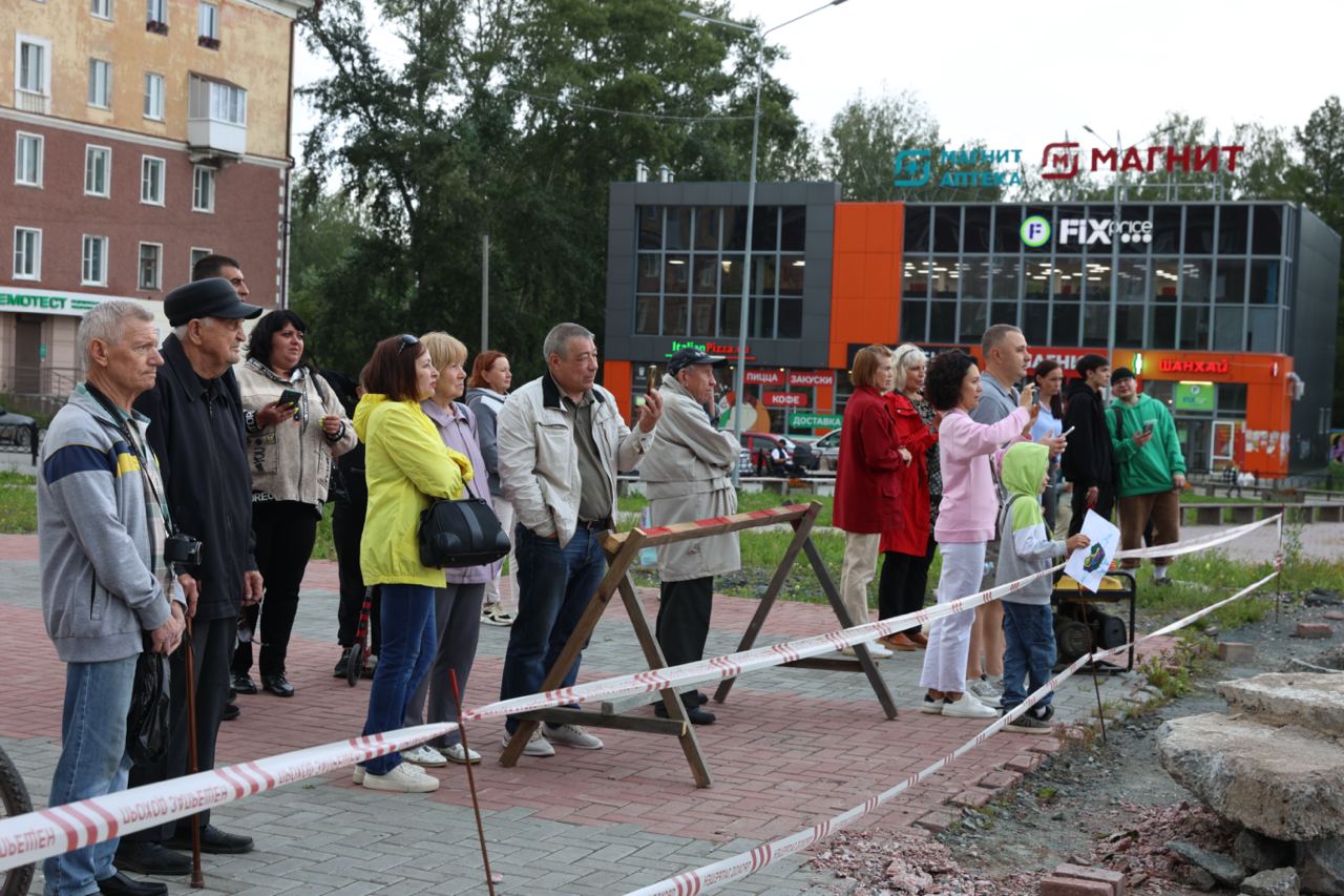 Коммунисты города внимательно следили за процессом. Фото Владимира Коцюбы-Белых