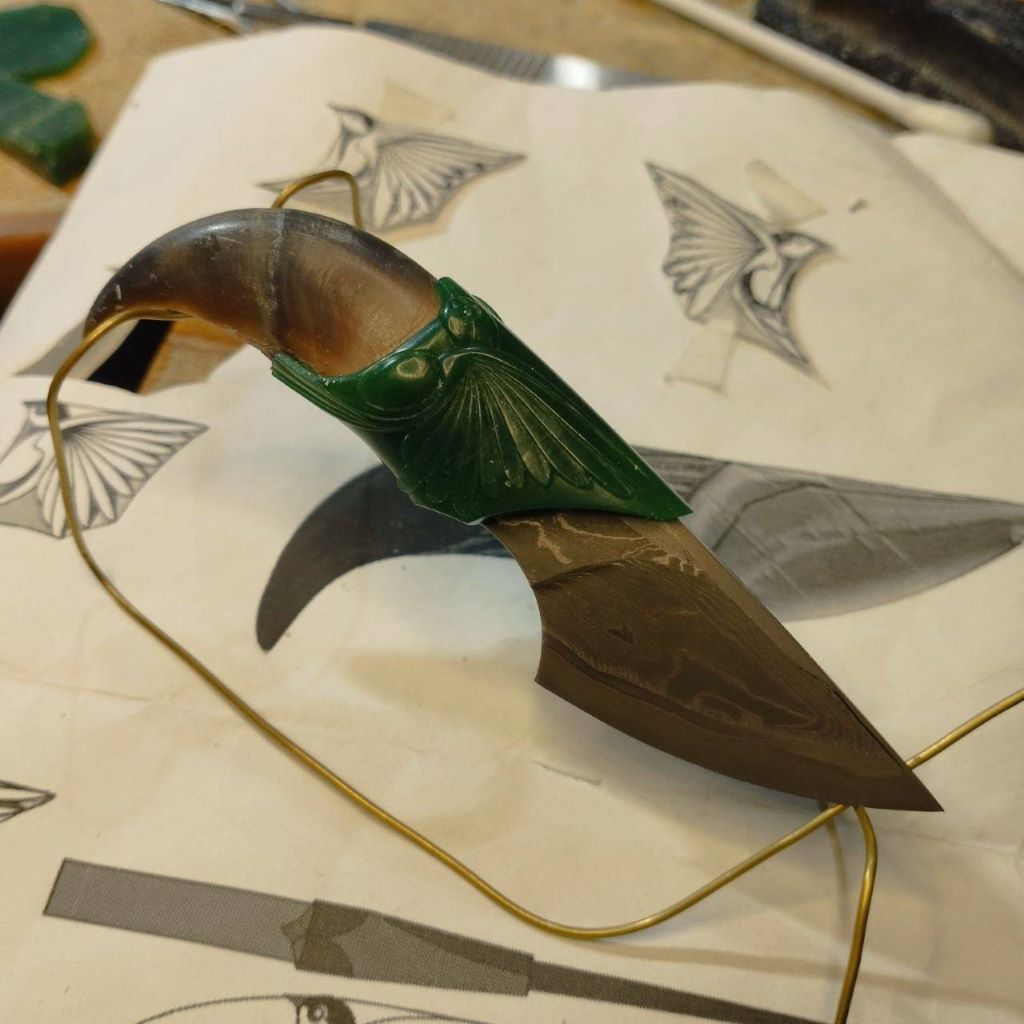 Нож «Синица» в процессе изготовления. Фото предоставлено Аленой Валль