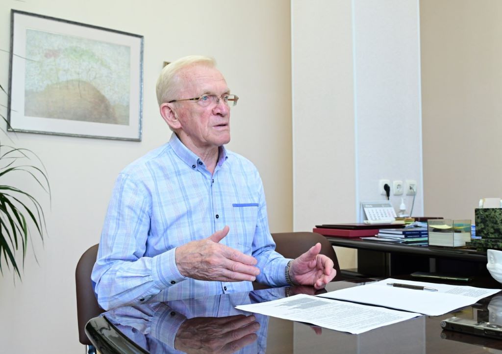 По региональному календарю прививок вакцинироваться можно за счет регионального бюджета, средств работодателя или самостоятельно, – объяснил главный специалист-эпидемиолог Минздрава Свердловской области Александр Харитонов. Фото Анастасии Соболевой