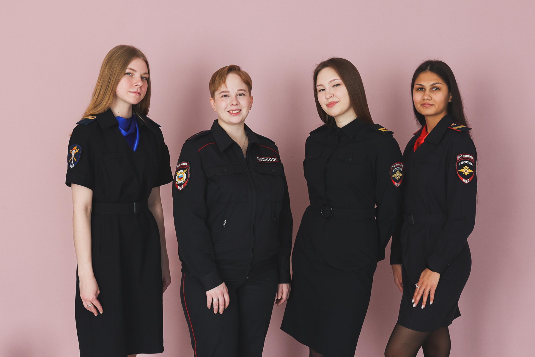 Елизавета, Алина, Екатерина и Мадина — девушки в погонах, которые служат в системе МВД наравне с мужчинами. // Владимир Коцюба-Белых