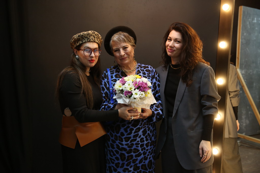 Мила Люханова, Тамара Теплякова и Ульяна Мейснер в финале проекта. Фото Владимира Коцюбы-Белых