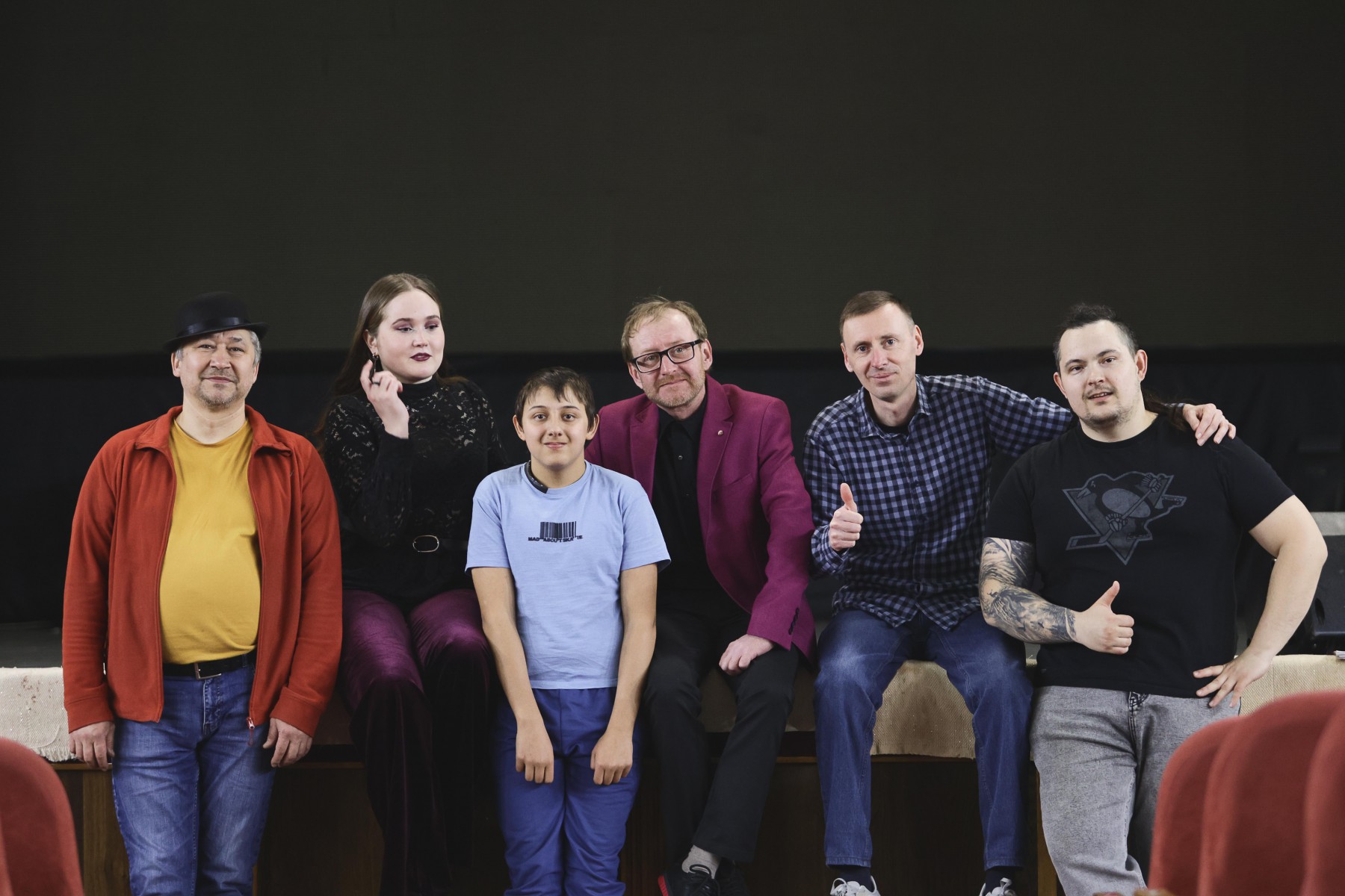 В КДЦ идут репетиции третьего спектакля, который готовит для ревдинских зрителей режиссер-любитель Роман Паламарчук. Фото Владимира Коцюбы-Белых