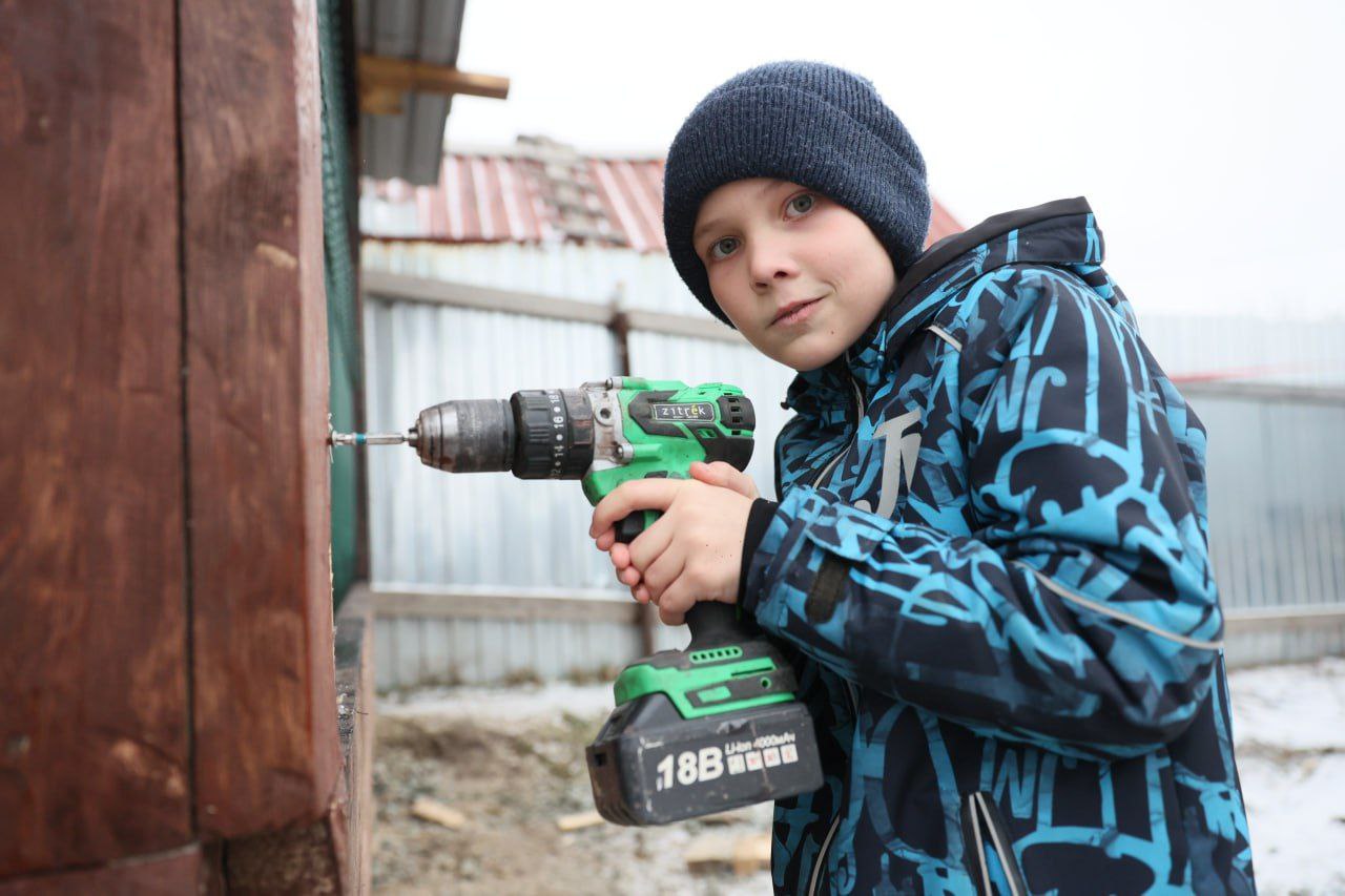 Владимир Хамитов учится быть джентльменом. А еще хочет стать МЧСником и спасать людей. Фото Владимира Коцюбы-Белых